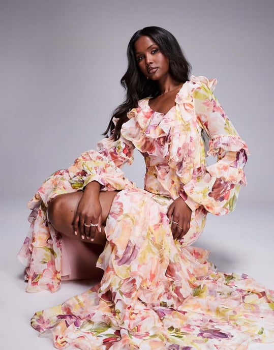 ASOS LUXE organza och chiffong tryckt asymmetrisk maxiklänning i vintage blommönster - Image 4