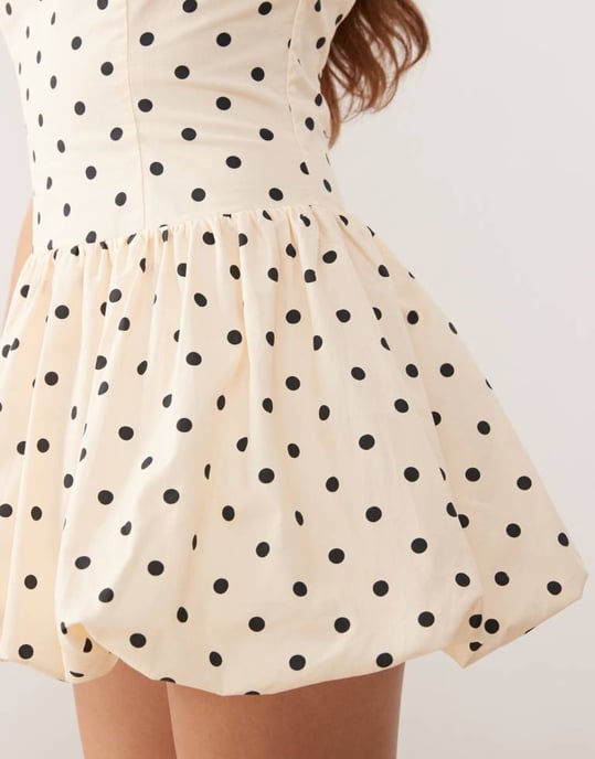Återvunnen vintage bandeau puffball miniklänning i prickigt mönster co-ord - Image 2