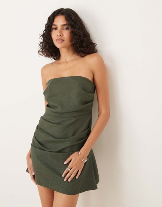 ASOS DESIGN manipulerad bandeau miniklänning i mörkgrön - Image 1
