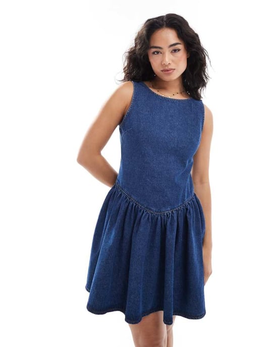 Miss Selfridge klänning i denim med låg midja i mellanfärg - Image 2