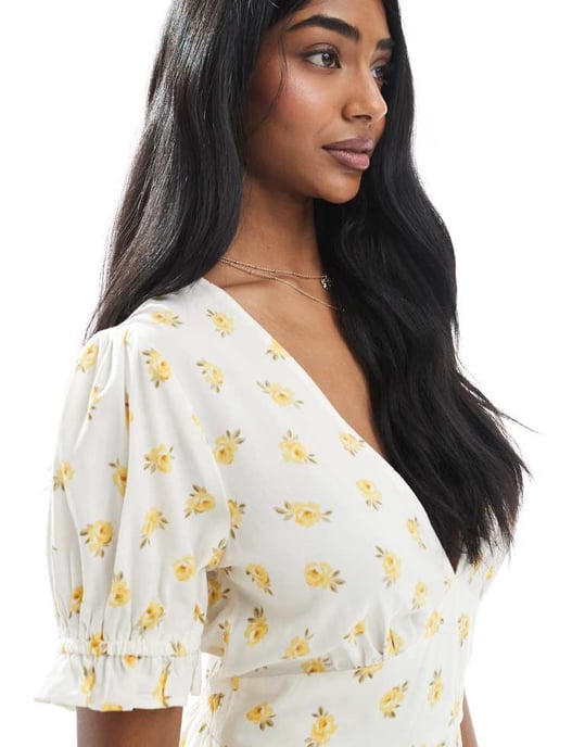 Miss Selfridge snurrad mini-teklänning i gulblommig print - Image 4