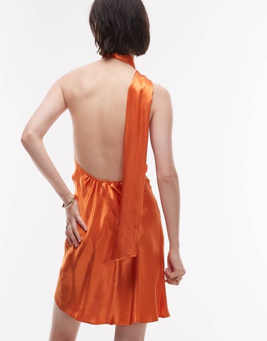 Topshop knyt-hals halterneck miniklänning i satin i rödbrun - Image 3