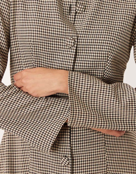 ASOS DESIGN sömmad knapp-down miniklänning i brun rutigt - Image 4