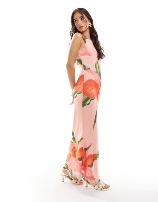 Vero Moda ärmlös sömlös klänning i överväldigande hibiskusblommönster - Image 2