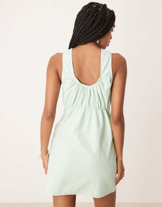 ASOS DESIGN volangad hals mini klänning i salviagrön - Image 2
