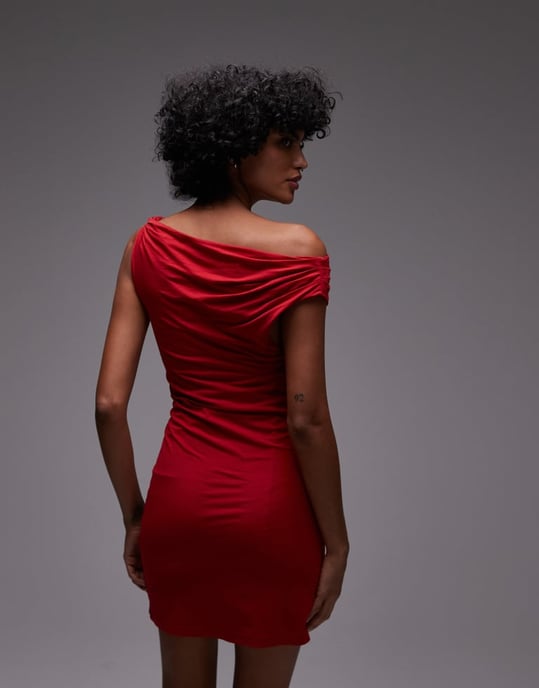 Topshop asymmetrisk twistdetalj miniklänning i röd - Image 4