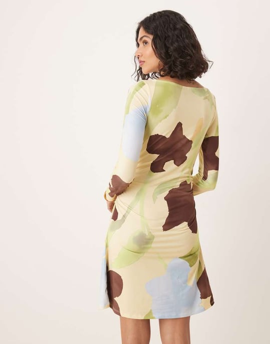 ASOS DESIGN långärmad miniklänning i blommönster - Image 2