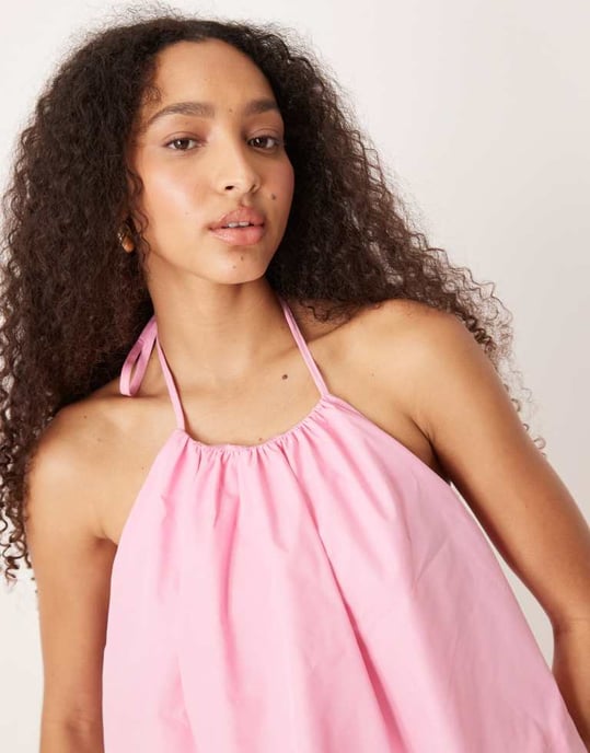 ASOS DESIGN halterneck öppen rygg dubbel lager mini klänning i rosa - Image 3