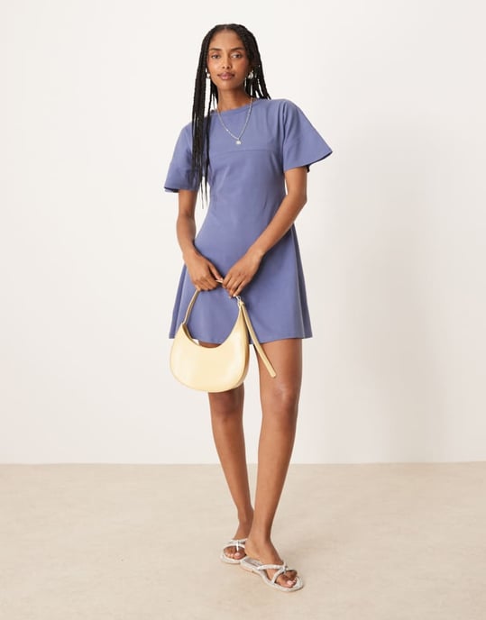 ASOS DESIGN kortärmad sömdetalj figurnära miniklänning i blått - Image 2