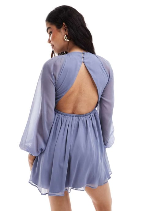 ASOS DESIGN raglanärmig svajande miniklänning med öppen rygg i dammig blå - Image 4