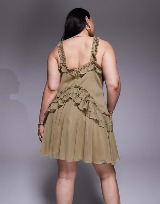 ASOS DESIGN Curve volangband detalj mini klänning med guldtrim i khaki - Image 3