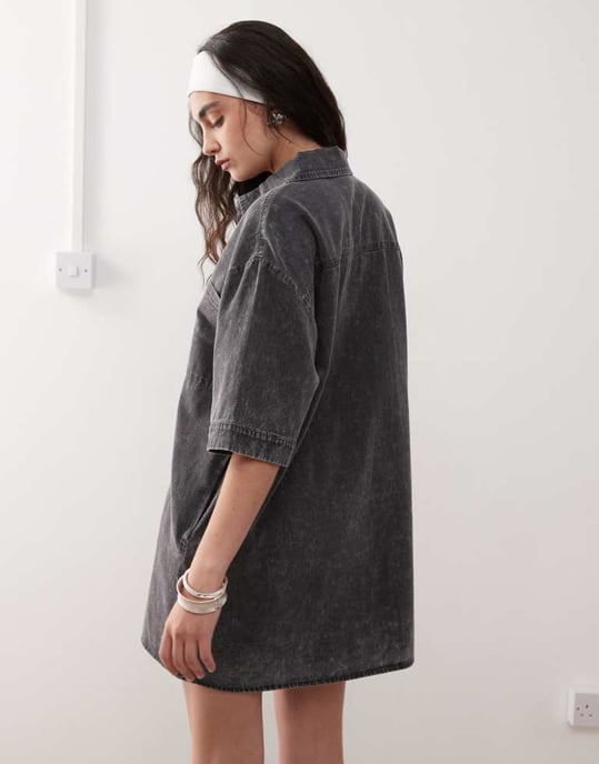 Noisy May denim mini skjortklänning i tvättad grå - Image 4