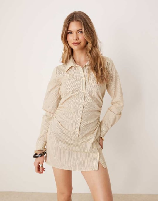 ASOS DESIGN bomullsklänning med rynkad midja och utsvängd ärm i randigt mönster - Image 1