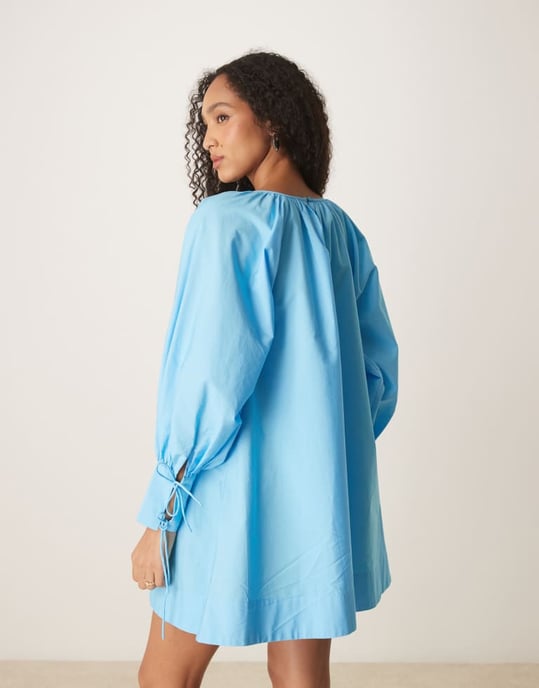 ASOS DESIGN djup manschett miniklänning i blått - Image 4