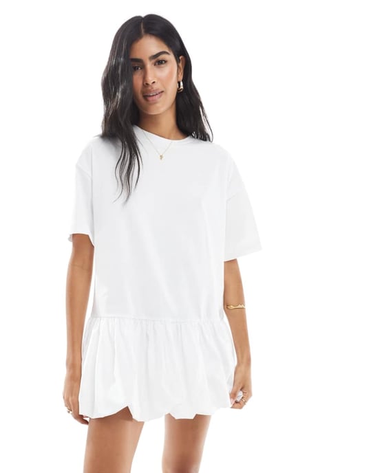 Miss Selfridge poplin mjukt ribbad klänning med drop waist i vitt - Image 2