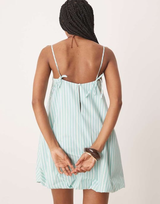 ASOS DESIGN cami puffboll miniklänning i grön rand - Image 4