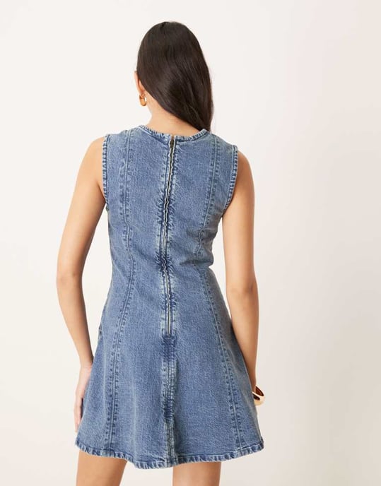 Abercrombie & Fitch hög hals passform och flare panelklänning i indigo tvätt - Image 3