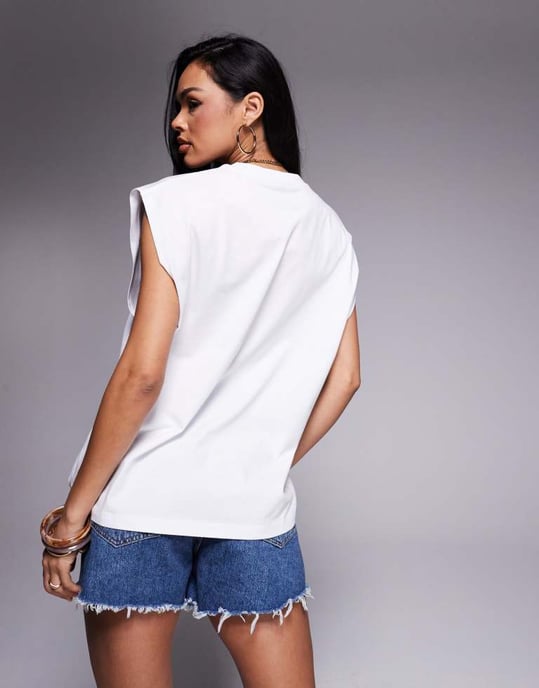 ASOS DESIGN unisex boxig oversized väst med The Spice Girls tryck i vitt - Image 3