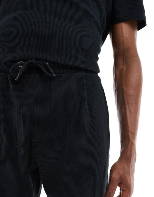 ONLY & SONS texturerade shorts set i svart - Image 4