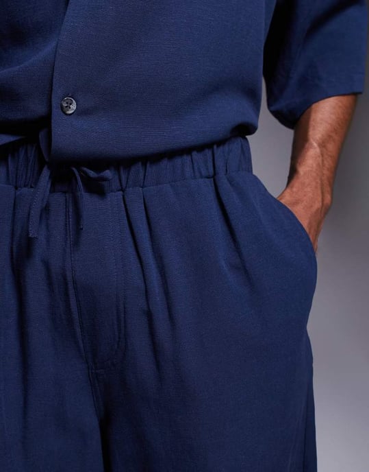 ASOS DESIGN koordshorts i lång längd i marinblått - Image 3