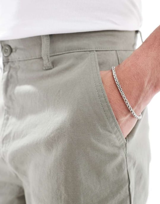 ASOS DESIGN medellånga shorts i linneblandning i khaki - Image 3