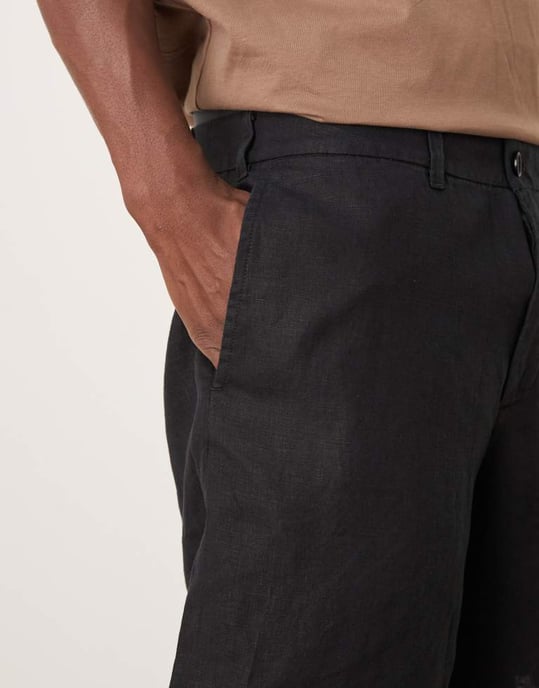 ARKET rena linshorts i svart - Image 4