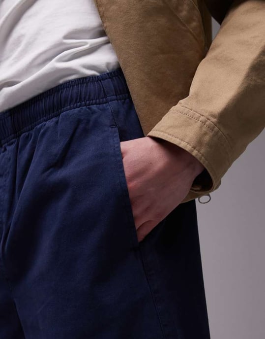 Topman tvättade bomullschinoshorts i marinblå - Image 3