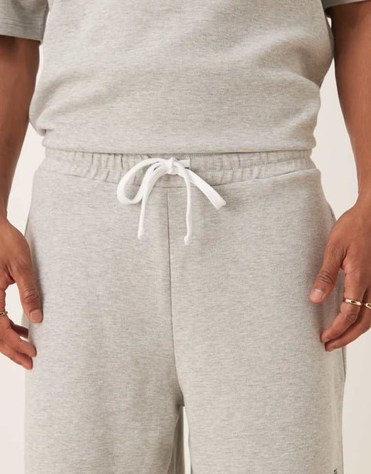 ASOS DESIGN koord oversized shorts med broderi i grå melange - Image 4