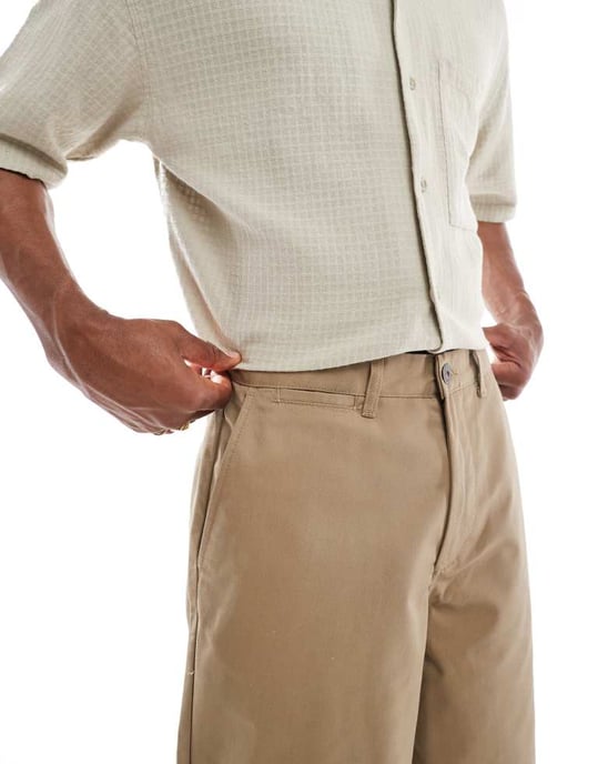 Jack & Jones baggy tung twill chino shorts i beige - Image 2
