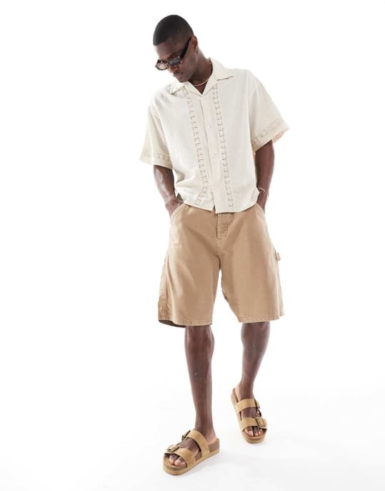Jack & Jones baggy fit snickarshorts i beige - Image 1
