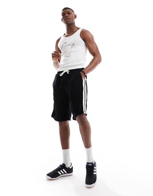 Jack & Jones handduksshorts med sidosträck i svart - Image 4
