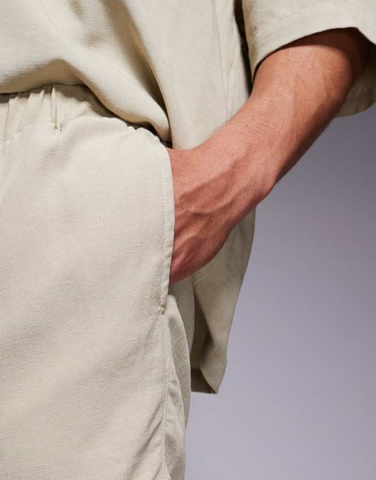 ASOS DESIGN linblandning shorts i kort längd i brunt - Image 4