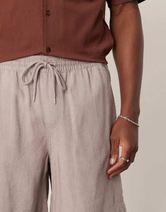 ASOS DESIGN baggy fit linneblandad kortbyxa i grått - Image 4