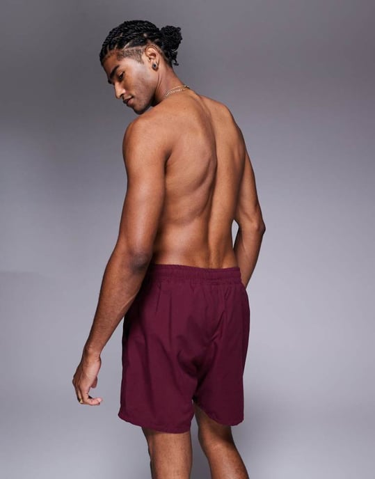 ASOS DESIGN badshorts i medellängd i vinröd - Image 2