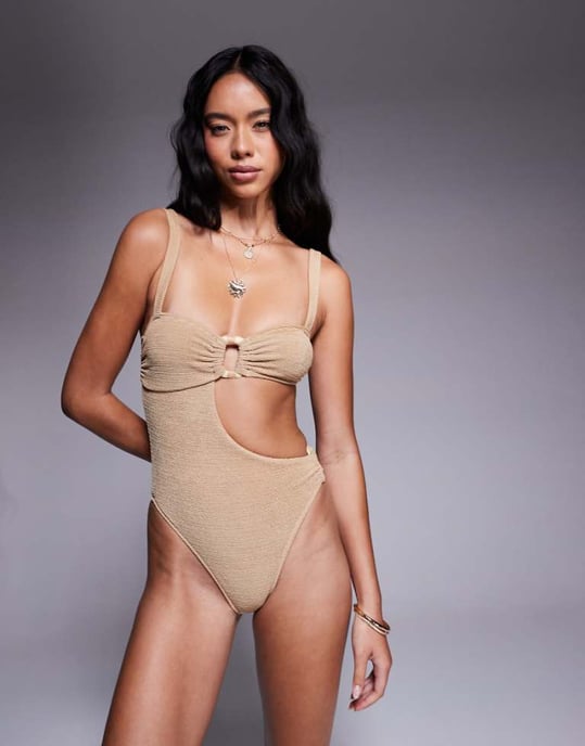 ASOS DESIGN Eloise texturerad baddräkt med utskärning och raffia-detaljer i beige - Image 1
