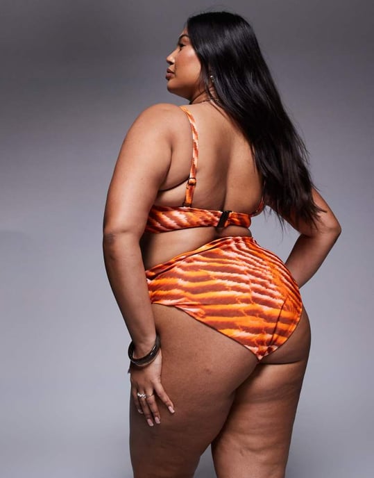 ASOS DESIGN Curve Charlie hög midja bikiniunderdel i orange djurmönster - Image 3
