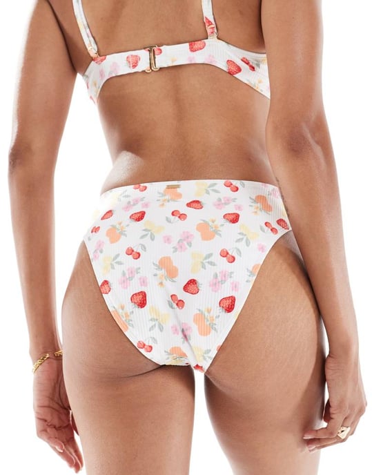 Hollister curvy högmidjad cheecky bottom co-ord i frukttryck - Image 2