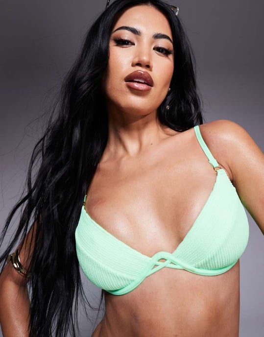 Boux Avenue Ibiza bikiniöverdel med byglar i grön - Image 1