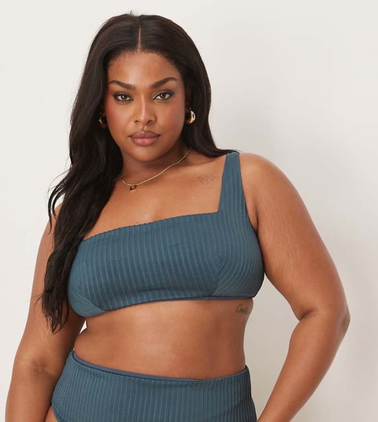 ASOS DESIGN Curve Riddy ribbad kort bikiniöverdel i skifferblå - Image 1