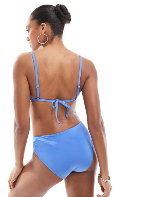 Lindex Nicola bikiniöverdel med korsfront i blått - Image 3