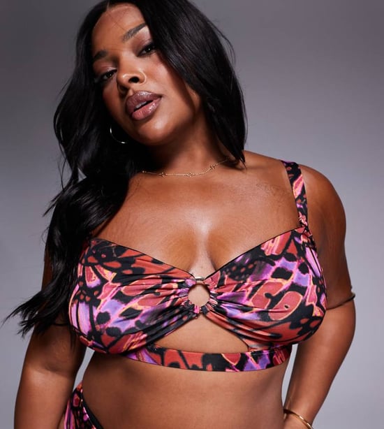 ASOS DESIGN Curve Brooke ring crop bikiniöverdel i fjärilsprint - Image 1