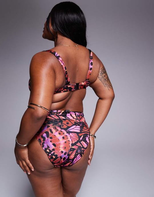 ASOS DESIGN Curve Brooke ring crop bikiniöverdel i fjärilsprint - Image 2