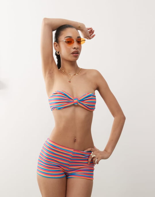Återvunnen vintage bandeau-top i röd frottérandig - Image 1