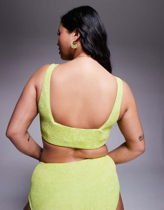 ASOS DESIGN Curve Bella texturerad bikinitopp i stark chartreuse - Image 4