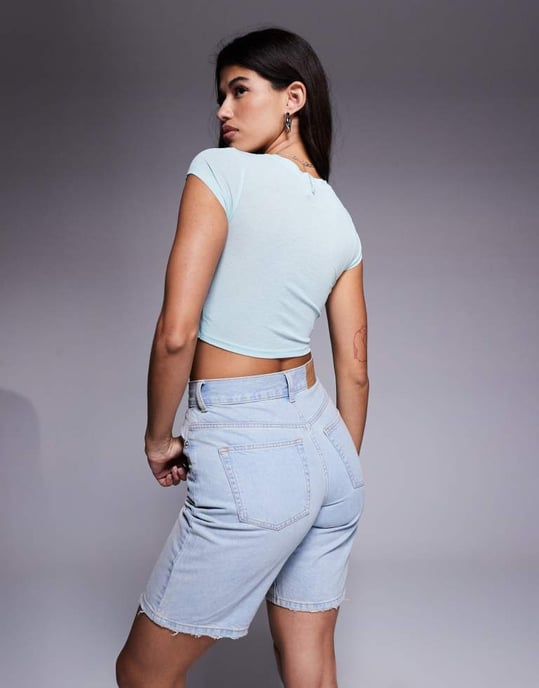 ASOS DESIGN knutframsmesh höftkort ärm topp i blå - Image 3