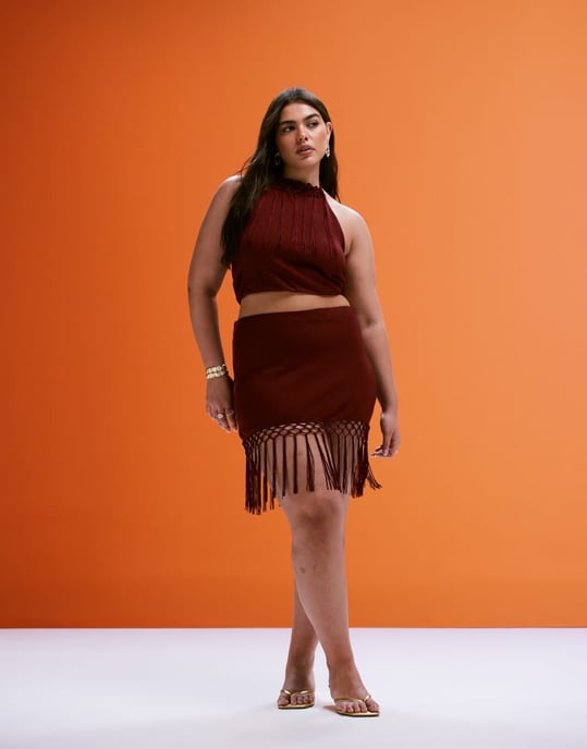 ASOS DESIGN Curve koordinerad fransad halterneck-top i rostfärg - Image 2