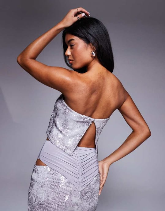 ASOS X THE SOURCED COLLECTION paljett bandeau co-ord topp i grått - Image 3