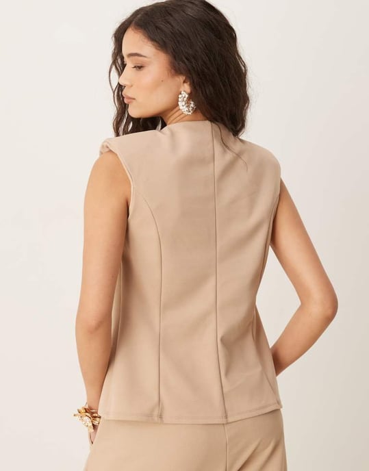 ASOS DESIGN väst med guldkant och knäppning i stengrön färg i scuba-liknande tyg - Image 4