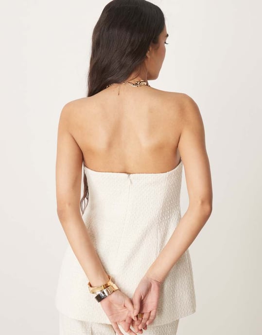 ASOS DESIGN skräddarsydd boucle bandeau-top co-ord i off-white - Image 4