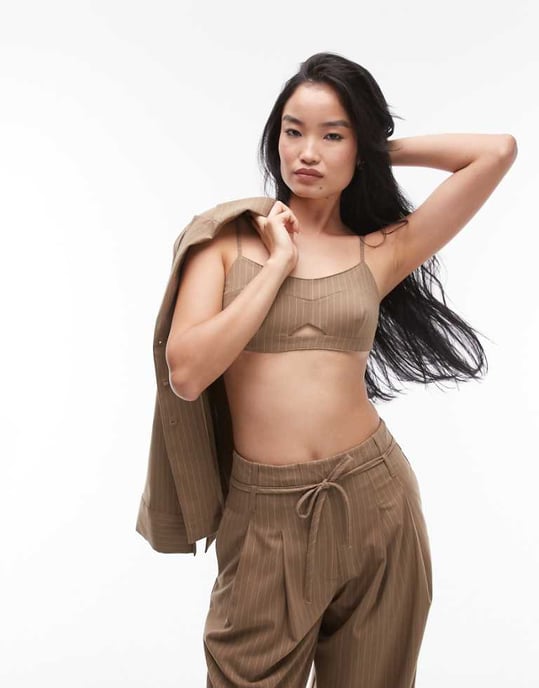 ASOS DESIGN skräddarsydd bralet i kamelrandig - Image 1